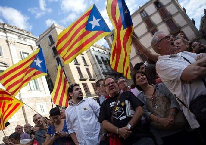 Katalonci ipak traže referendum Katalonci ipak traže referendum