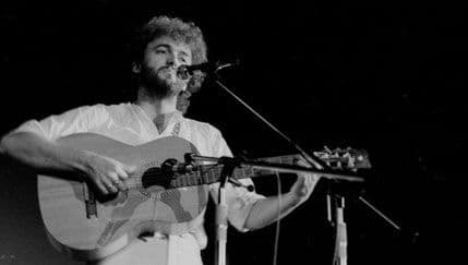 Kultni albumi najpoznatijeg crnogorskog kantautora stižu u oktobru Kultni albumi najpoznatijeg crnogorskog kantautora stižu u oktobru