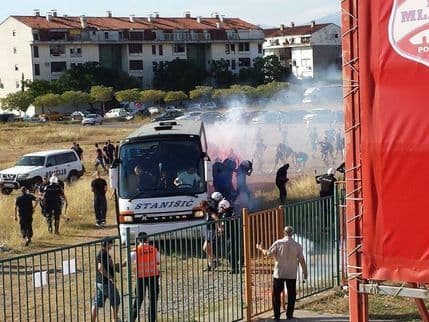 Haos u Beranama: 10 policajaca u bolnici, 12 “vojvoda” iza rešetaka Haos u Beranama: 10 policajaca u bolnici, 12 “vojvoda” iza rešetaka