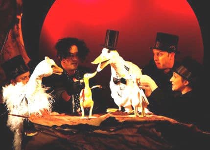 Još tri festivalske nagrade za „Ružno pače“ Gradskog pozorišta Još tri festivalske nagrade za „Ružno pače“ Gradskog pozorišta