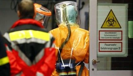 Dalas: Deset osoba u izolaciji zbog sumnje na ebolu Dalas: Deset osoba u izolaciji zbog sumnje na ebolu