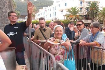 (VIDEO)Budva u znaku „Dana širuna“: Fešta koja traje pola vijeka