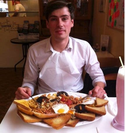 VIDEO: Biste li pojeli doručak od 8.000 kalorija?! VIDEO: Biste li pojeli doručak od 8.000 kalorija?!