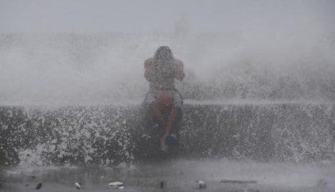 Tajfun hara Japanom: Otkazani letovi, zatvorene škole Tajfun hara Japanom: Otkazani letovi, zatvorene škole