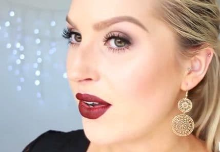 Hit sezone: Usne boje vina Hit sezone: Usne boje vina