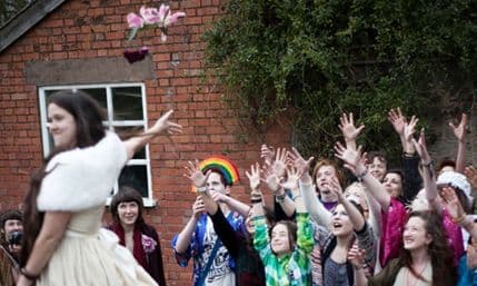 Britanka se udala za samu sebe!? Britanka se udala za samu sebe!?