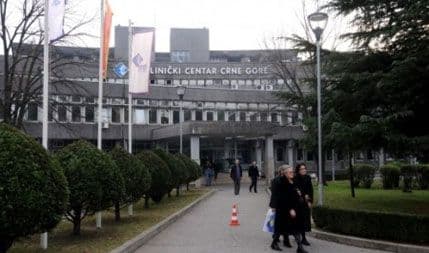 U toku radnog vremena obijaju im automobile U toku radnog vremena obijaju im automobile