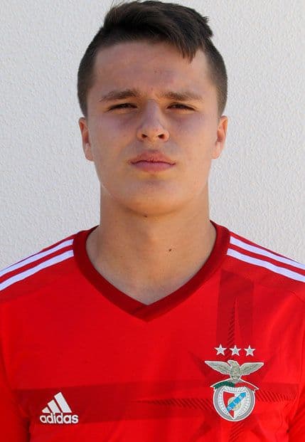 ŠARKIĆ: Čast mi je što sam dio legendarne lisabonske Benfike ŠARKIĆ: Čast mi je što sam dio legendarne lisabonske Benfike