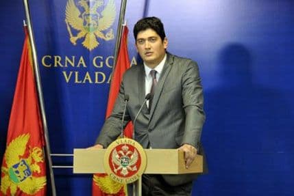 Za počinioce prekršaja sa maskom kazna od 500 do 1.500 eura Za počinioce prekršaja sa maskom kazna od 500 do 1.500 eura