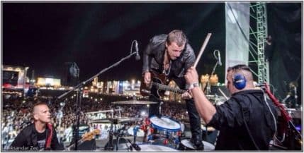 Novi spot "Van Gogha" za numeru "Skačem skači" Novi spot "Van Gogha" za numeru "Skačem skači"