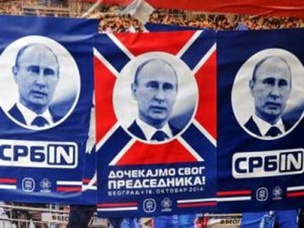 Beograd: Plakati sa natpisom "Dočekajmo svog predsjednika" Beograd: Plakati sa natpisom "Dočekajmo svog predsjednika"