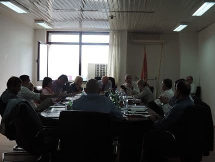 Vlada preuzima 2,4 miliona duga javnog servisa Vlada preuzima 2,4 miliona duga javnog servisa