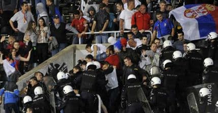 UEFA: Odluka o meču Srbija- Albanija biće donijeta naknadno UEFA: Odluka o meču Srbija- Albanija biće donijeta naknadno