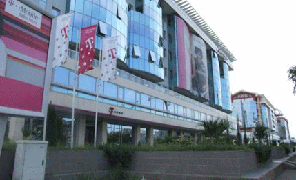 Iza odluke o nižoj cijeni interneta: Vlada planira osnivanje državnog internet provajdera Iza odluke o nižoj cijeni interneta: Vlada planira osnivanje državnog internet provajdera