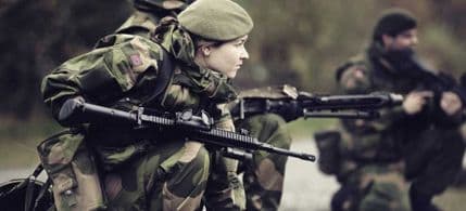 Norveška: Žene će moći da služe vojni rok Norveška: Žene će moći da služe vojni rok