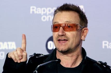 Bono uvijek nosi naočare zbog glaukoma Bono uvijek nosi naočare zbog glaukoma