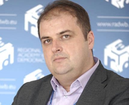 NIMANBEGU: Tužilaštvo da zabrani „Informer“ NIMANBEGU: Tužilaštvo da zabrani „Informer“