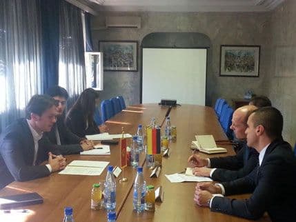 Regionalna saradnja ključ za borbu protiv organizovanog kriminala Regionalna saradnja ključ za borbu protiv organizovanog kriminala