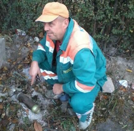 Sarajevo: Radnici komunalnog pronašli granatu u kontejneru Sarajevo: Radnici komunalnog pronašli granatu u kontejneru