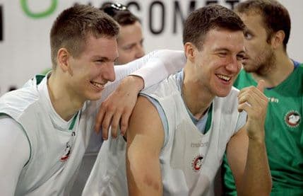 VIDEO: Mahkovic ponovio "nemogući" koš VIDEO: Mahkovic ponovio "nemogući" koš