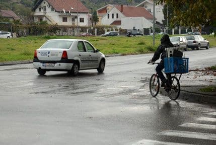 FOTO: U Podgorici od jutros kiša i znatno je hladnije FOTO: U Podgorici od jutros kiša i znatno je hladnije