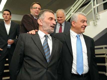 DRI: Neki funkcioneri NOVE vanredne nadoknade nijesu prijavili DRI: Neki funkcioneri NOVE vanredne nadoknade nijesu prijavili