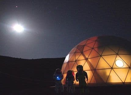 Simulacija života na Marsu: Šest ljudi će živjeti u svemirskoj kupoli Simulacija života na Marsu: Šest ljudi će živjeti u svemirskoj kupoli