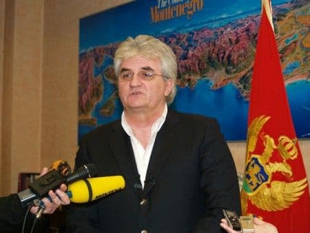 Radulović: Manje ilegalaca - više novca Radulović: Manje ilegalaca - više novca