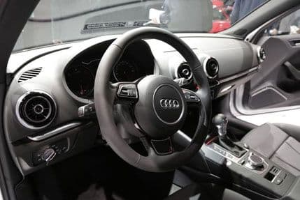 Audi povlači 850.000 vozila zbog problema sa vazdušnim jastucima Audi povlači 850.000 vozila zbog problema sa vazdušnim jastucima