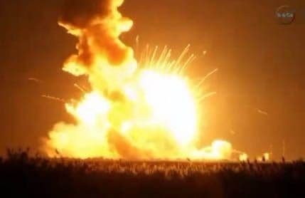 NIGERIJA: U dvije eksplozije 55 mrtvih NIGERIJA: U dvije eksplozije 55 mrtvih