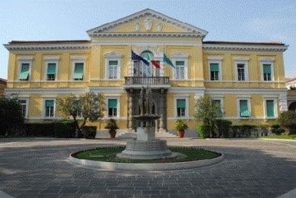 Uzorci krvi za slučajeve ebole ići će u rimski “Lazzaro Spallanzani” Uzorci krvi za slučajeve ebole ići će u rimski “Lazzaro Spallanzani”