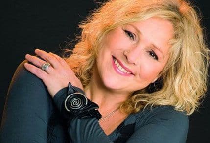 Marina Perazić učestvuje na Montenegro prajdu Marina Perazić učestvuje na Montenegro prajdu