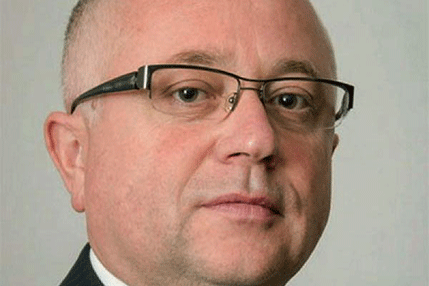 MUSTAFIĆ: U izvršnoj vlasti bolje vidite šta bi trebalo mijenjati MUSTAFIĆ: U izvršnoj vlasti bolje vidite šta bi trebalo mijenjati