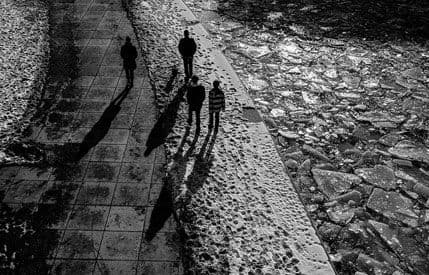 Zbog globalnog zagrijavanja svijet se hladi Zbog globalnog zagrijavanja svijet se hladi