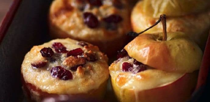 Zapečene jabuke sa kozjim sirom Zapečene jabuke sa kozjim sirom