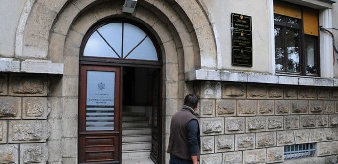 Dokazni materijal odgodio ročište protiv TV Pink M po tužbi Daily Press-a Dokazni materijal odgodio ročište protiv TV Pink M po tužbi Daily Press-a