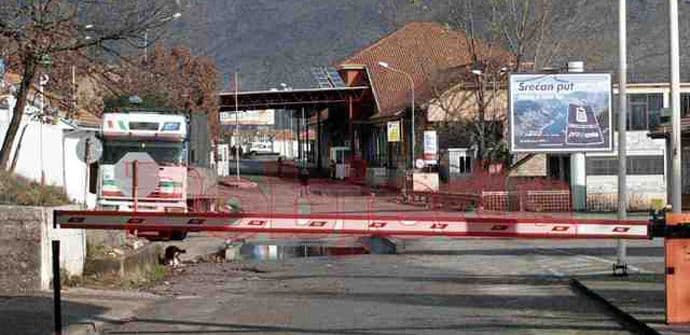 Ostavljeno tijelo Sirijca na graničnom prelazu Božaj Ostavljeno tijelo Sirijca na graničnom prelazu Božaj