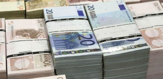 Dug opština blizu 350 miliona eura Dug opština blizu 350 miliona eura