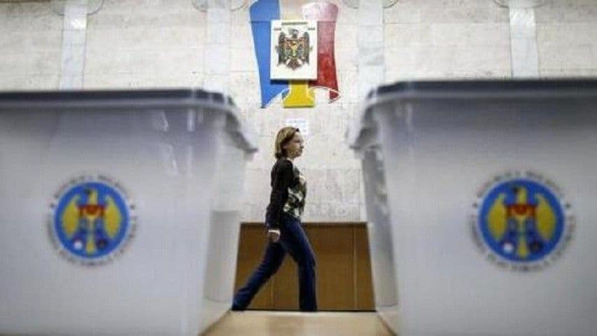 Moldavci biraju između EU i Rusije Moldavci biraju između EU i Rusije