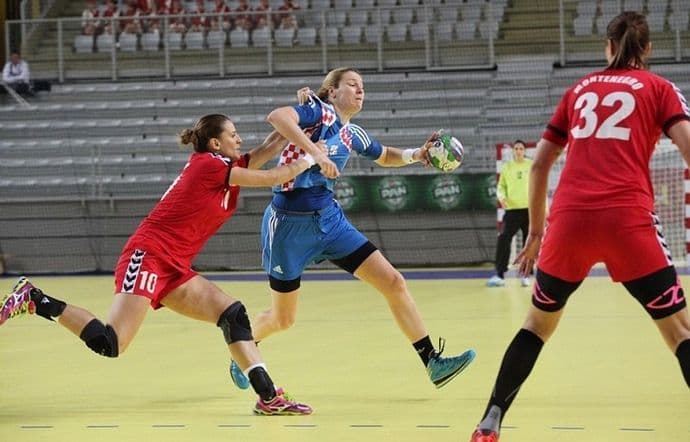 Hrvatska ponovo bolja od naših rukometašica Hrvatska ponovo bolja od naših rukometašica