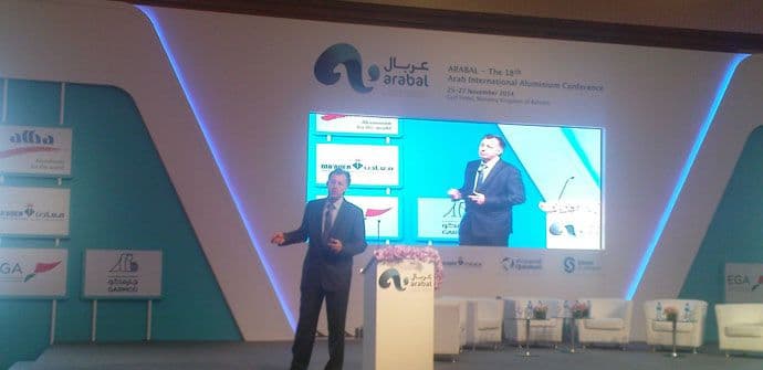 Đukanović na Arabalu: Svjetska Al industrija daleko ispred naše Đukanović na Arabalu: Svjetska Al industrija daleko ispred naše