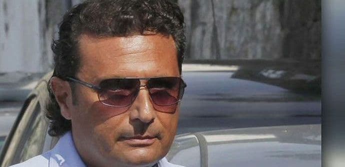 Kapetan „Konkordije“ približio brod obali da impresionira putnike Kapetan „Konkordije“ približio brod obali da impresionira putnike