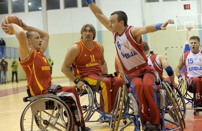 Prvi meč u kolicima: Crna Gora poražena od Srbije Prvi meč u kolicima: Crna Gora poražena od Srbije