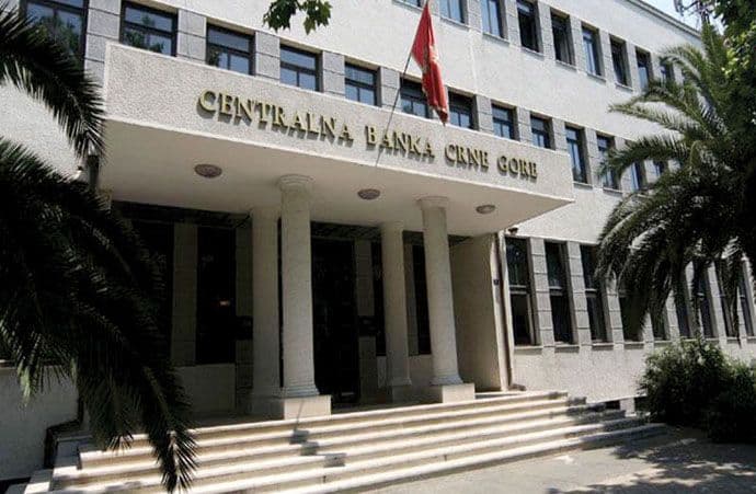 Blokirano 14 hiljada firmi zbog 486 miliona duga Blokirano 14 hiljada firmi zbog 486 miliona duga