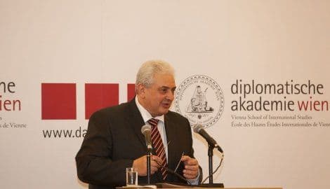 Nečajev: Zapad vodi informativni rat protiv Rusije Nečajev: Zapad vodi informativni rat protiv Rusije