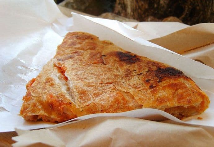 Burek spaja Srbe, Albance i Rome Burek spaja Srbe, Albance i Rome