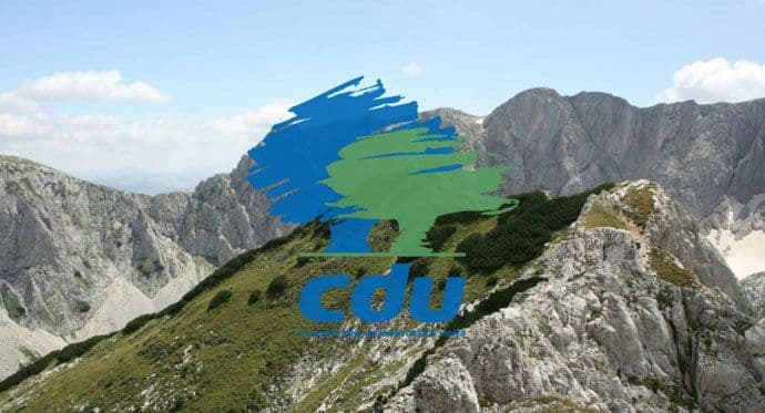 Cdu zasadio brijest i maslinu u Herceg Novom Cdu zasadio brijest i maslinu u Herceg Novom