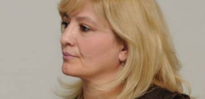 KRIVOKAPIĆ: Služi li nacrt Zakona o zaradama samo za direktore i funkcionere? KRIVOKAPIĆ: Služi li nacrt Zakona o zaradama samo za direktore i funkcionere?