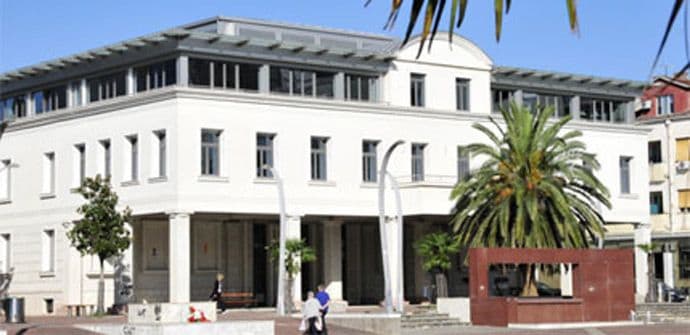 DEUS: "Znameniti govori" dr Radovana Radonjića u podgoričkoj Biblioteci DEUS: "Znameniti govori" dr Radovana Radonjića u podgoričkoj Biblioteci