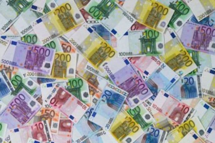 Najniža vrijednost eura od avgusta 2012. Najniža vrijednost eura od avgusta 2012.